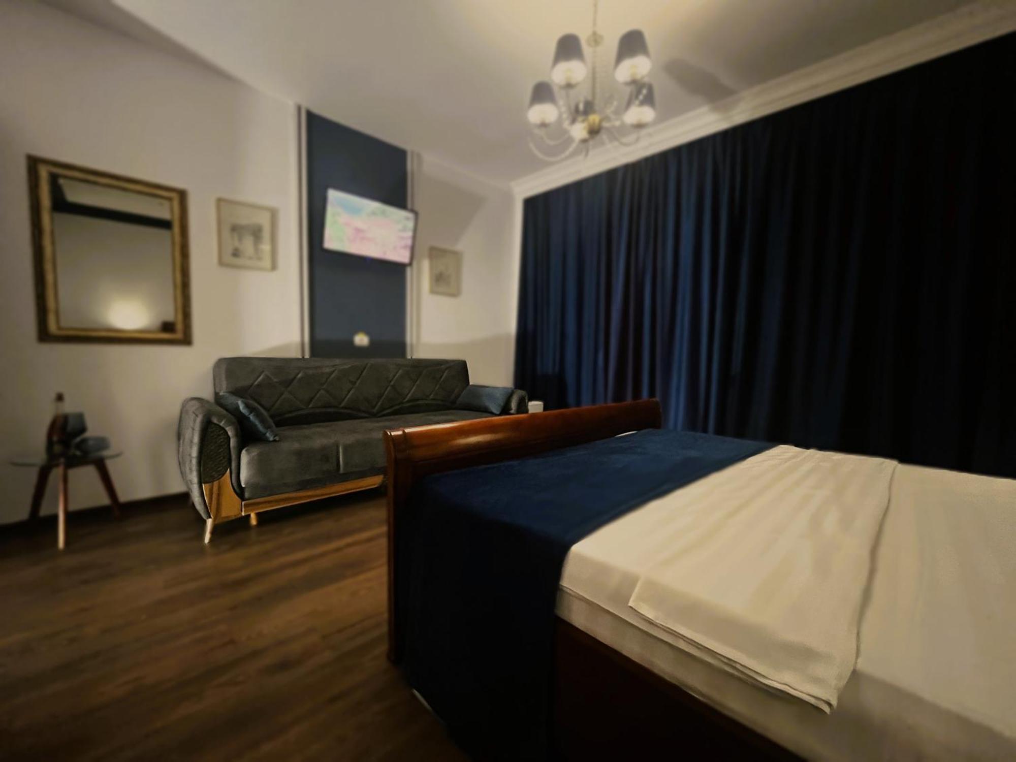 Riviera 990 - Resort & Restaurant Ieşelniţa Bagian luar foto