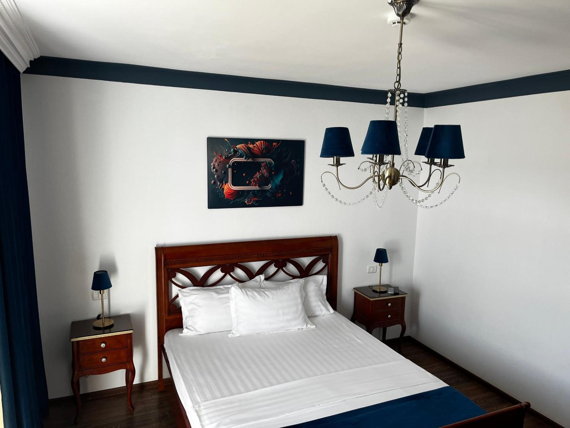 Riviera 990 - Resort & Restaurant Ieşelniţa Bagian luar foto