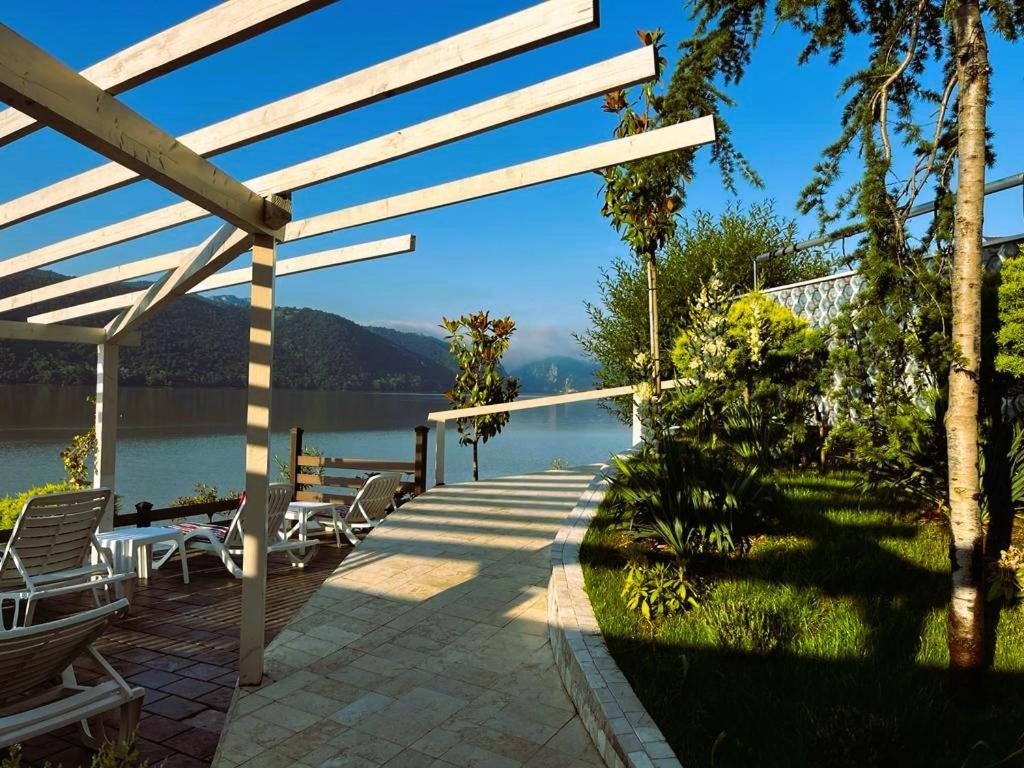 Riviera 990 - Resort & Restaurant Ieşelniţa Bagian luar foto